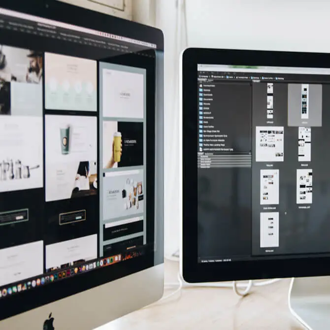 Two monitors facing each other.